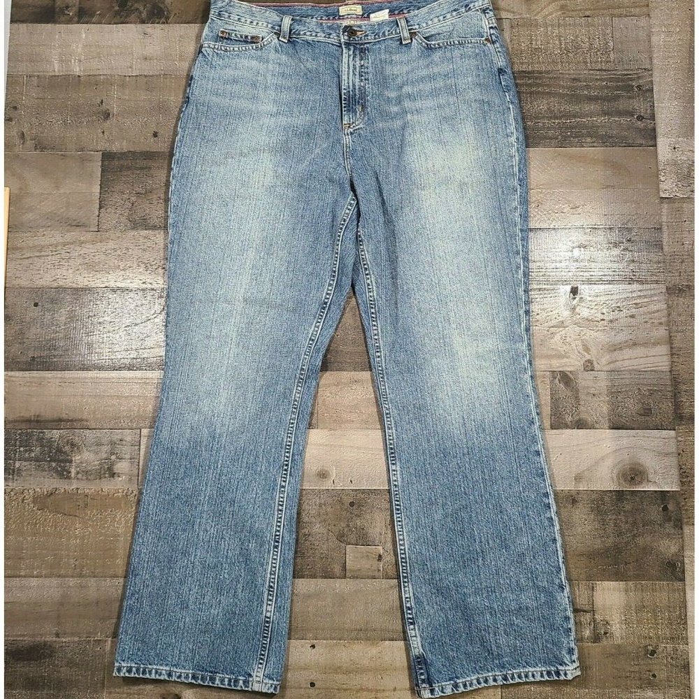 L.L. Bean Bootcut Jeans Womens 20 Plus Mid Rise Pockets Stone Wash Blue Denim